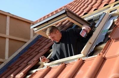 Pose de fenêtres de toit Velux à Naussac